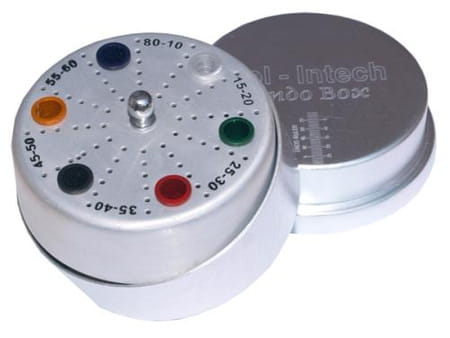 pol_pm_Pojemnik-Endobox-okragly-na-72-instrumenty-930_1.jpg